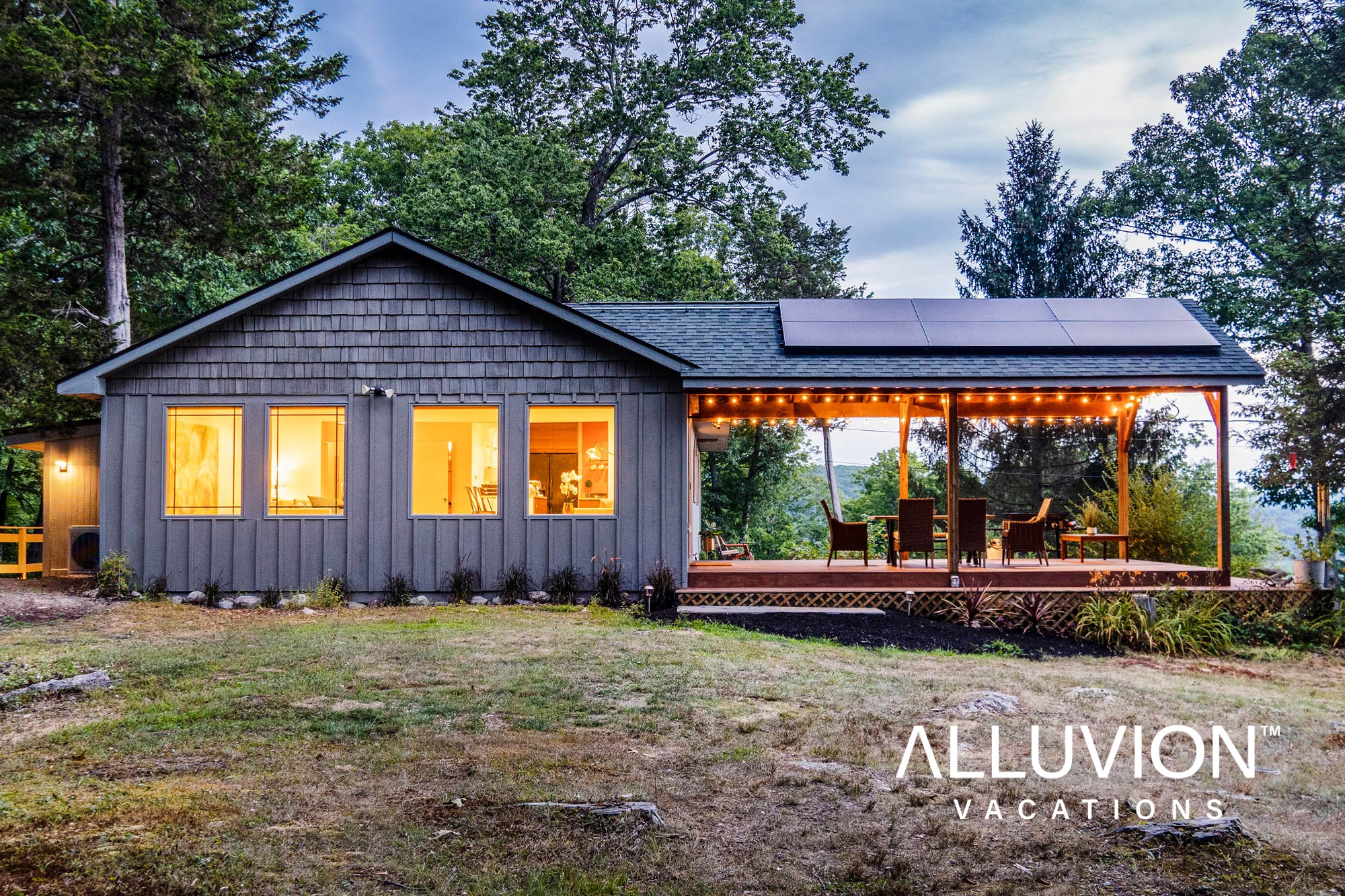 Stay at the Contemporary Airbnb Mountain Cabin in the Hudson Valley – Alluvion Vacations
