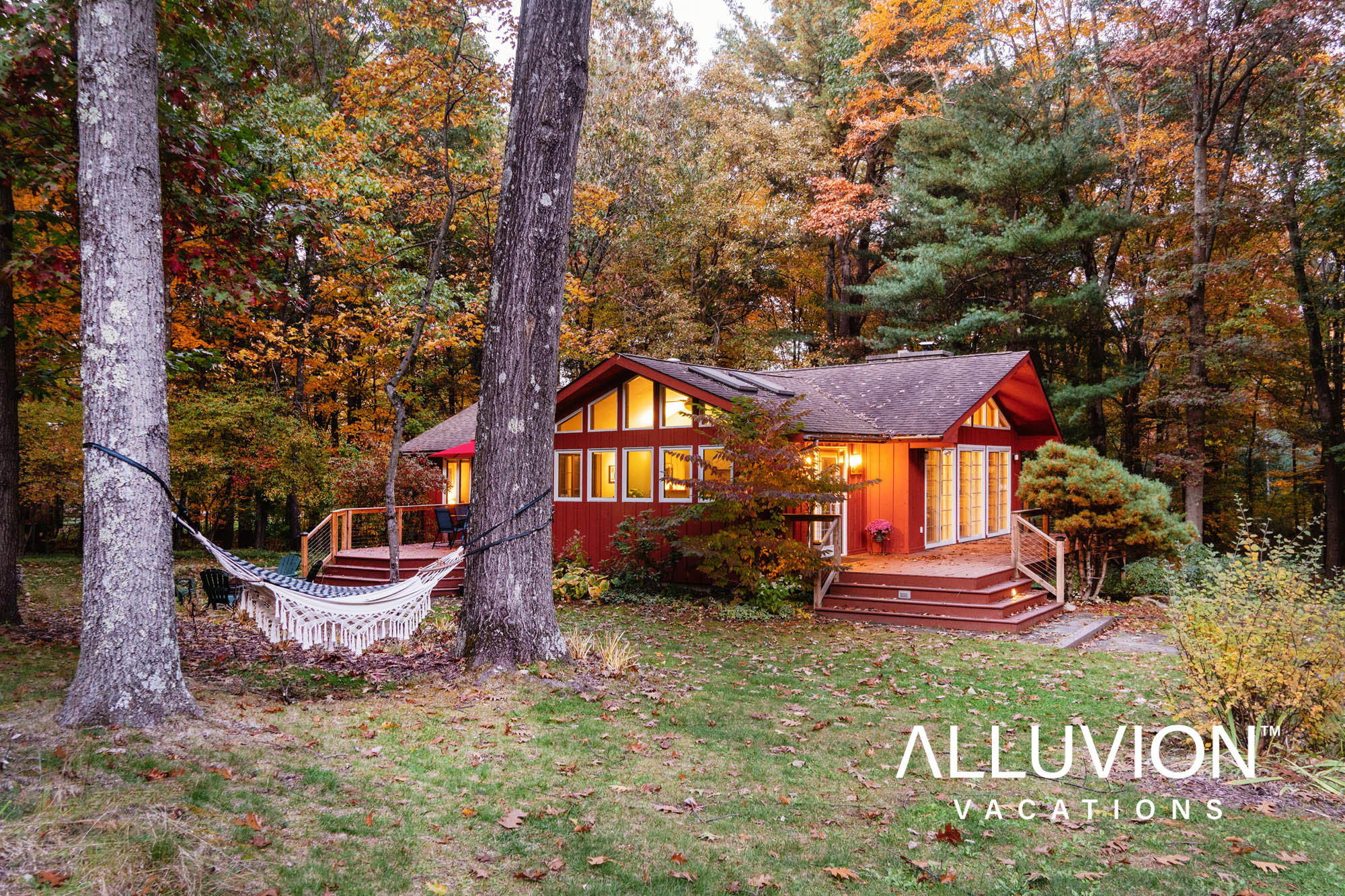 Find serenity at Alluvion Vacations’ Private Getaway Airbnb Cabin near Hudson, NY