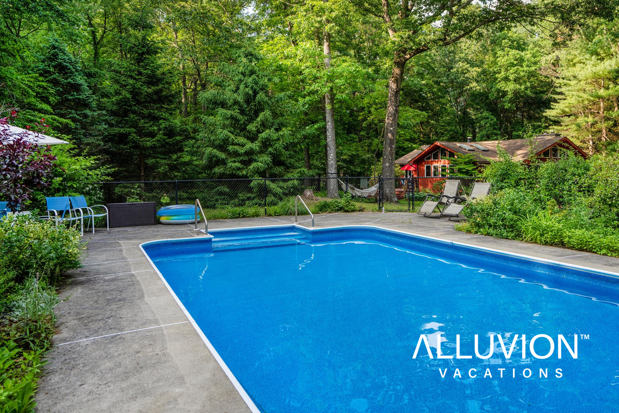 Find serenity at Alluvion Vacations’ Private Getaway Airbnb Cabin with a Pool near Hudson, NY