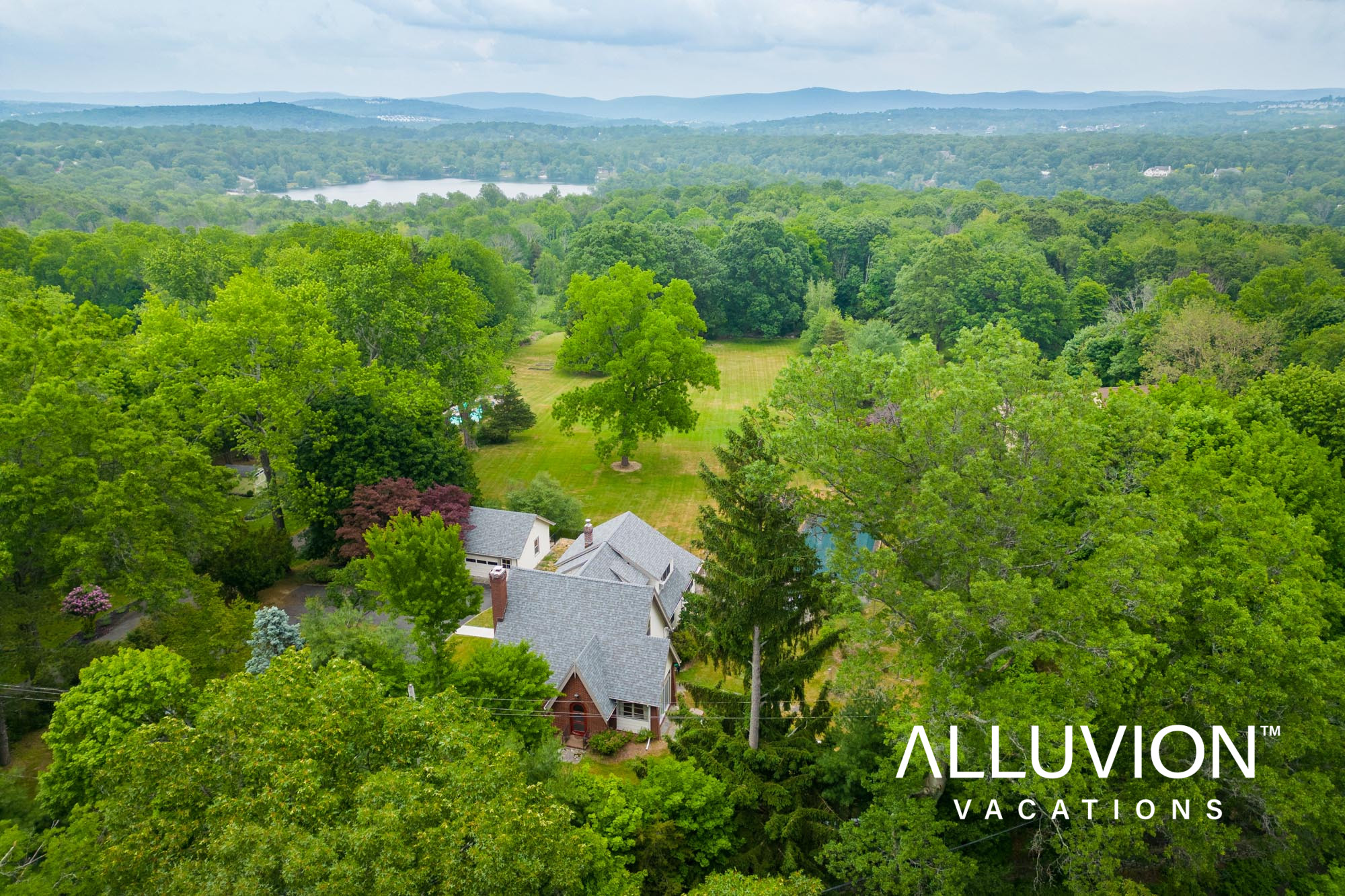 Experience a Fairytale Summer Getaway at Our Rustic Airbnb Retreat in Monroe, NY – Airbnb Photography by Alluvion Media